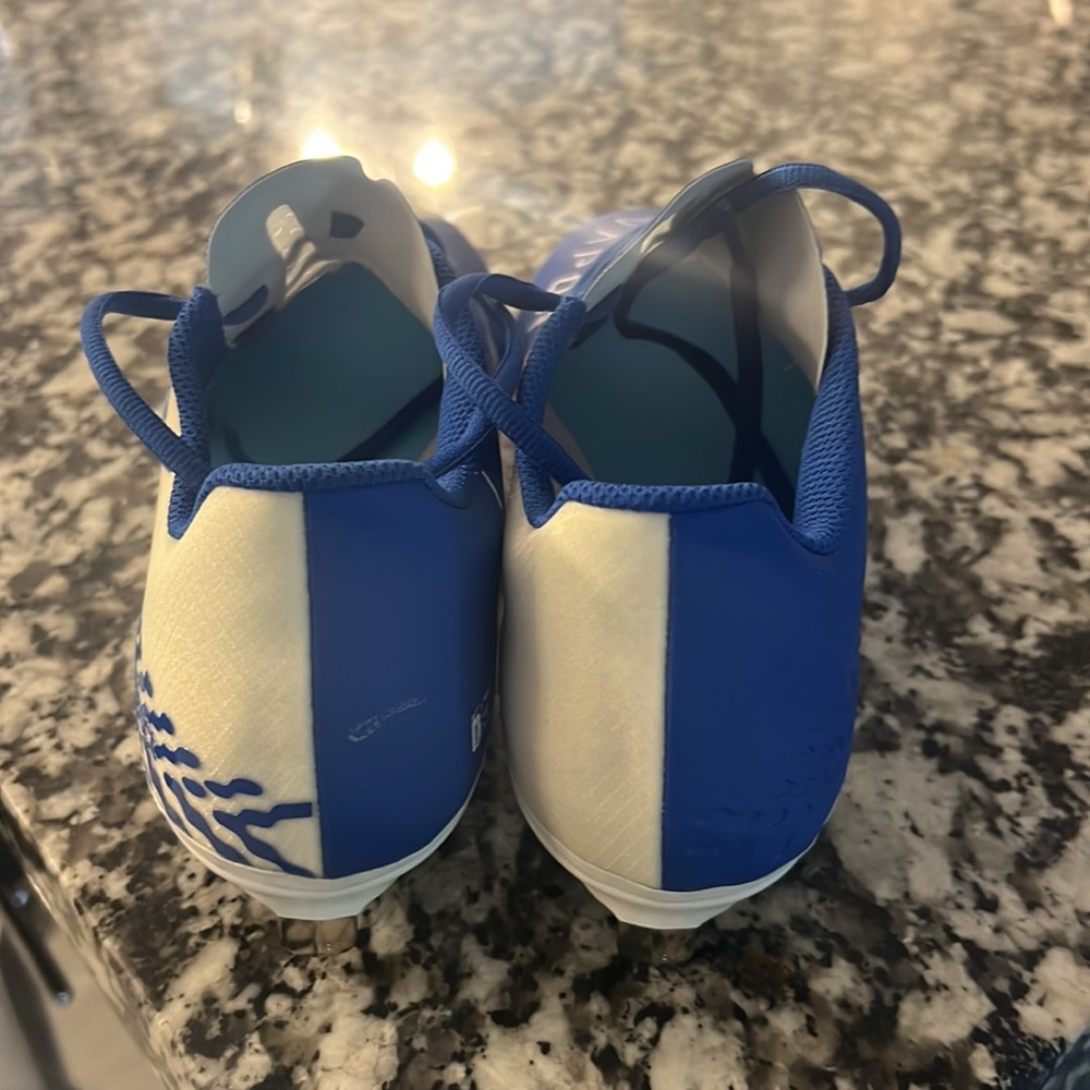 Vapor Nike React Cleats Size 8.5 In Women - image 4